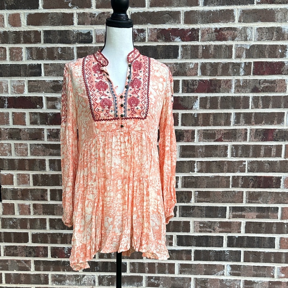 Anthropologie Claudia Embroidered Babydoll Tunic Top EUC